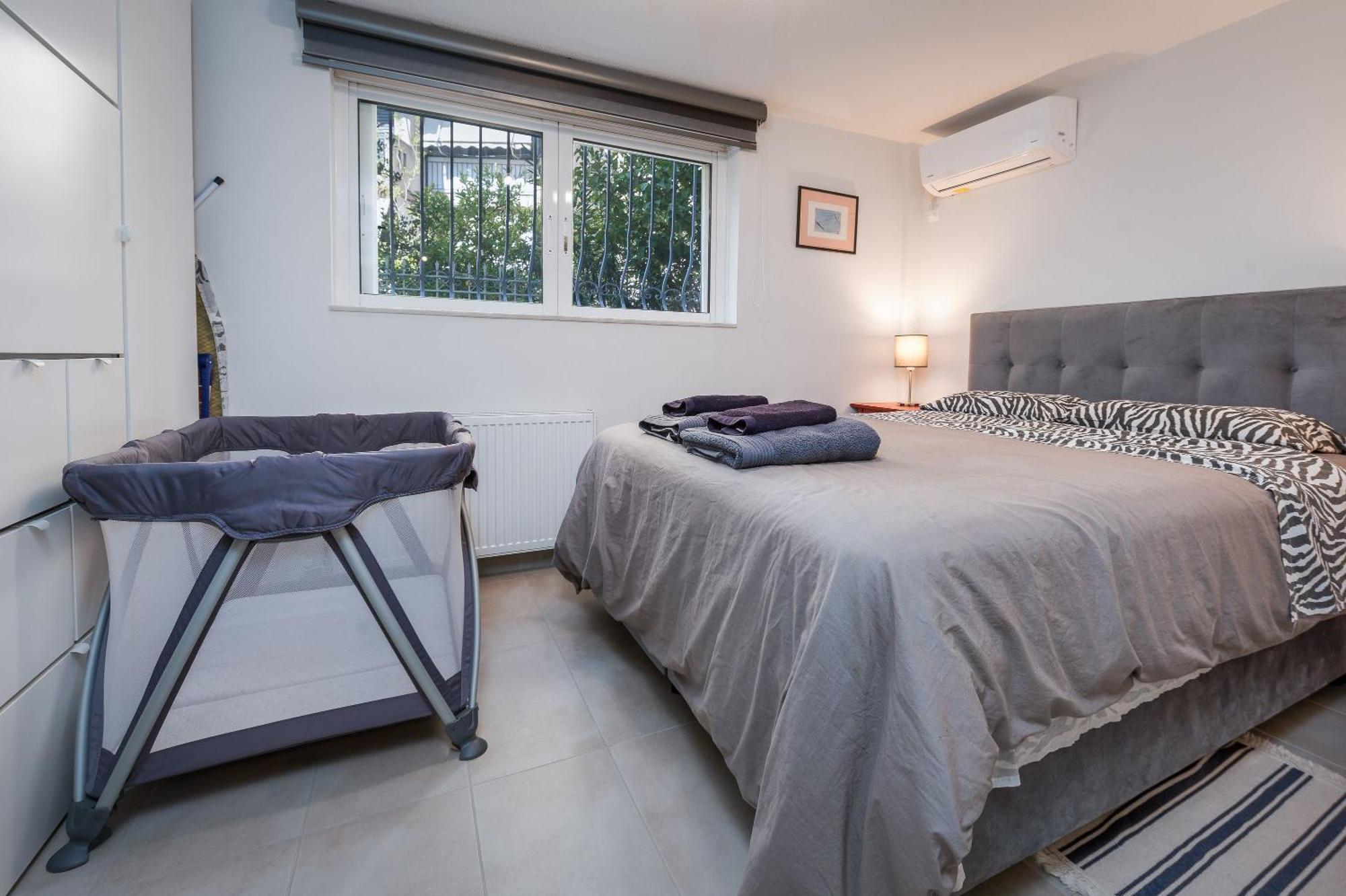 Glyfada'S Cosy Apartments Atene Esterno foto