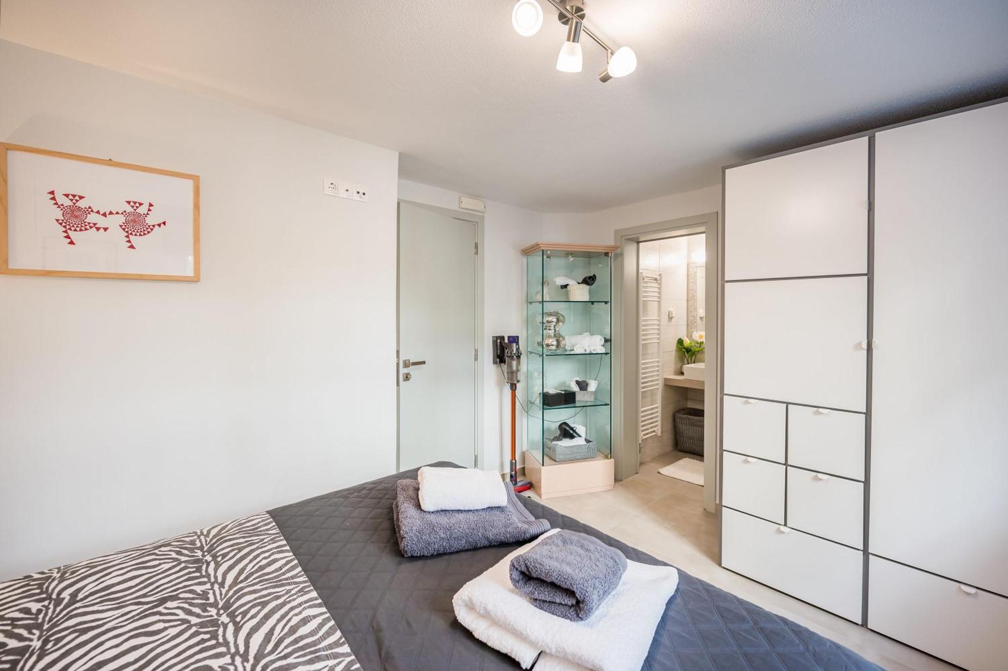 Glyfada'S Cosy Apartments Atene Esterno foto
