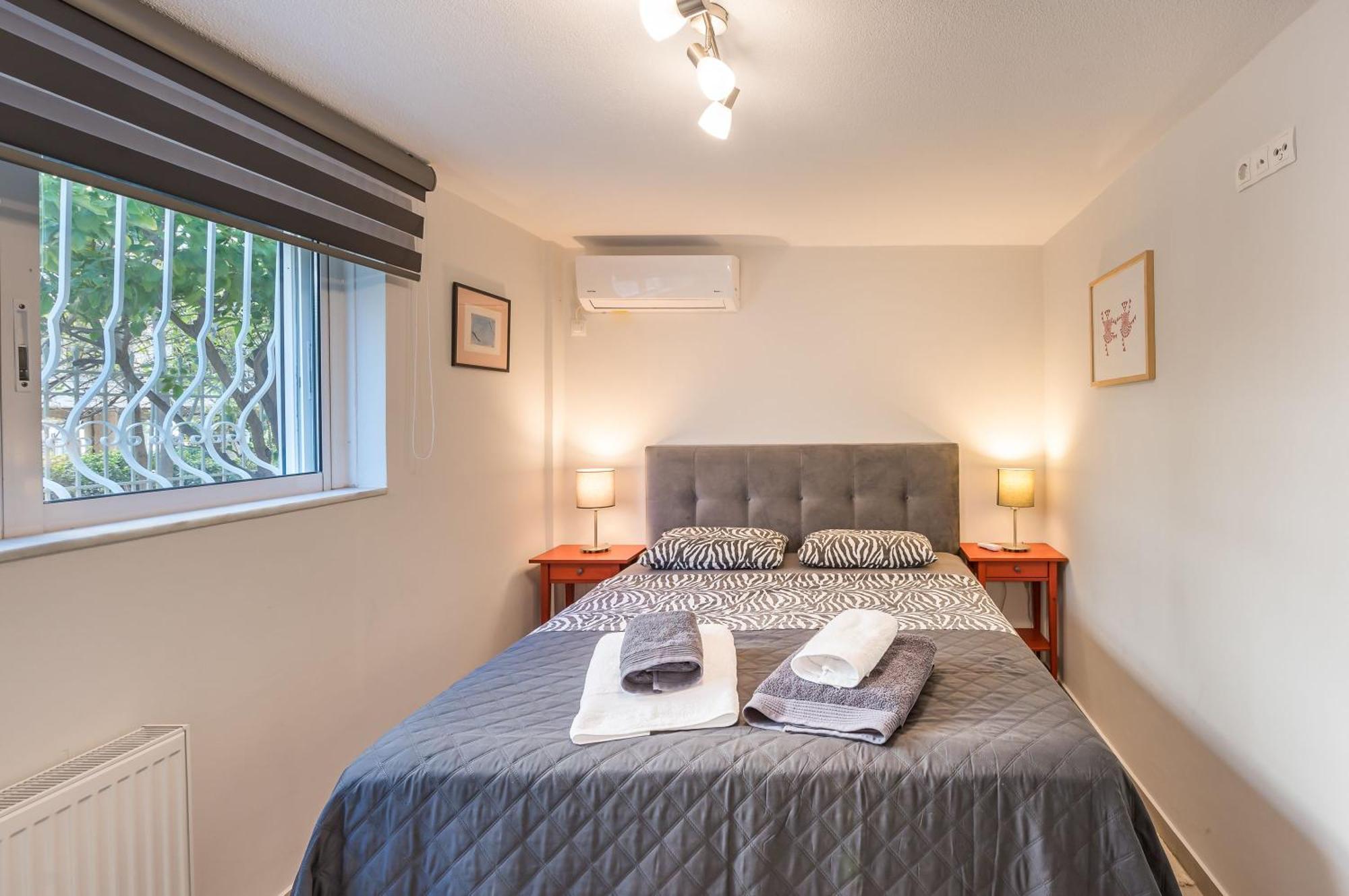 Glyfada'S Cosy Apartments Atene Esterno foto