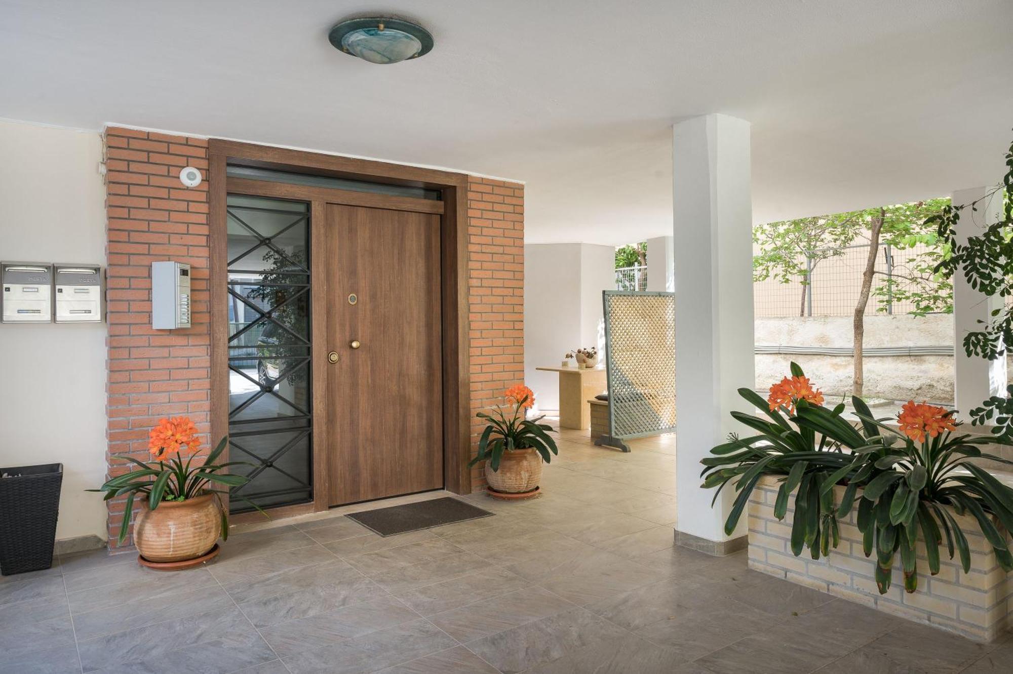 Glyfada'S Cosy Apartments Atene Esterno foto